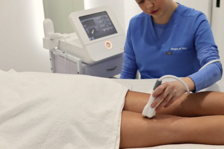 Cellulite reduction treatment on the thigh at Shape of You Perth